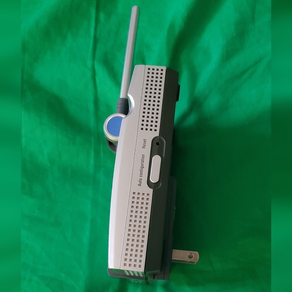 Linksys Wireless-G Range Expander - Picture 5 of 5